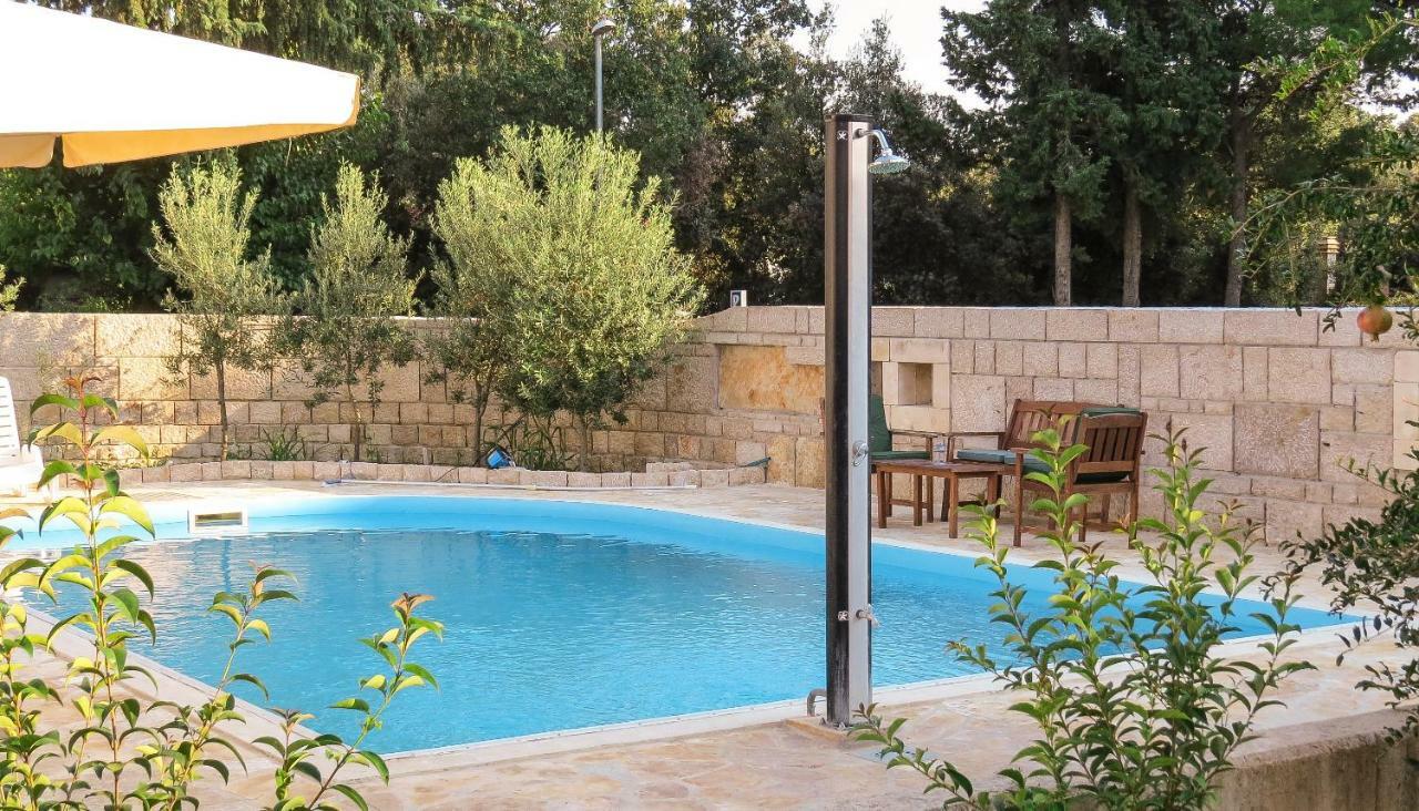 Bungalow Vice With Pool Pakoštane Exterior foto